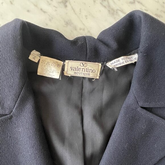 Valentino Boutique Navy Jacket Blazer Pleated Back Size 4 - Picture 7 of 11